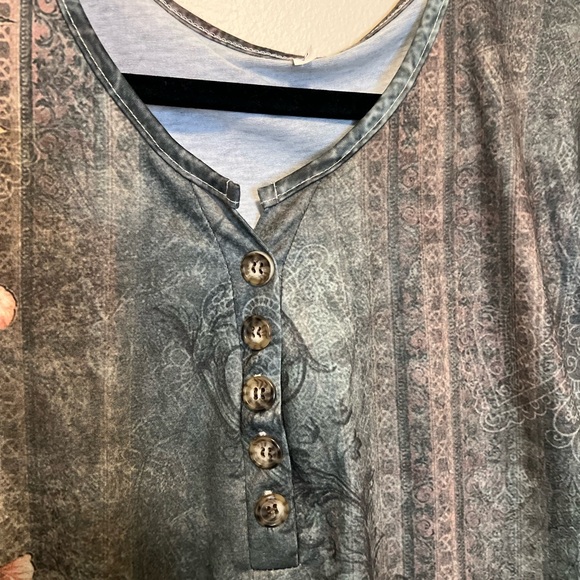 Floral Button-Front Top - Picture 2 of 3